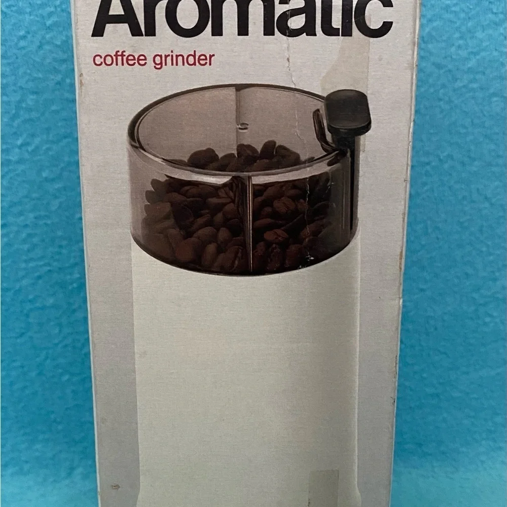 BRAUN Aromatic Coffee Grinder for coffee beans model #KSM 2 vintage tested white